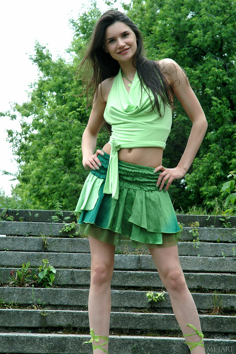 Лариса, 22
